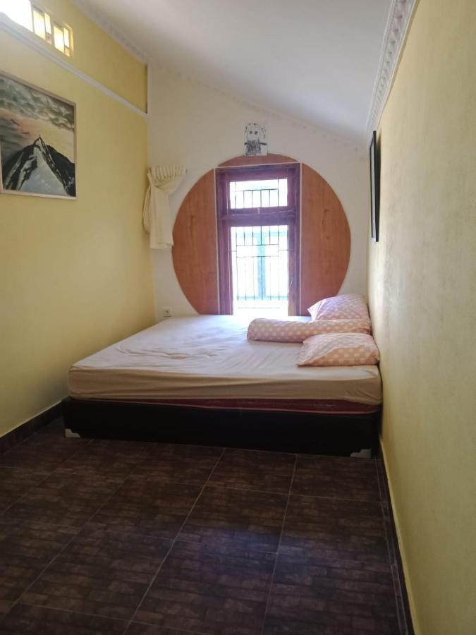 Villa Kota Bunga Cipanas 3 Kamar Baru Renovasi Full Wifi Cikundul Exterior photo